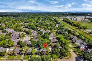 15919 Lake Lodge Dr, Houston, TX 77062 - Photo 45