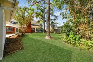 15919 Lake Lodge Dr, Houston, TX 77062 - Photo 39