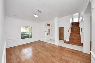 15919 Lake Lodge Dr, Houston, TX 77062 - Photo 5