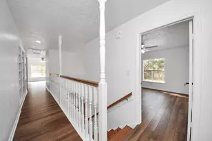 15919 Lake Lodge Dr, Houston, TX 77062 - Photo 31