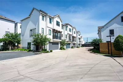 1747 Ojeman Spring Lane, Houston, TX 77055 - Photo 19