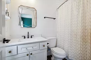 1747 Ojeman Spring Ln, Houston, TX 77055 - Photo 17