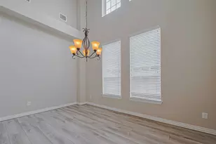 5442 Jackson Park Ln, Katy, TX 77494 - Photo 5