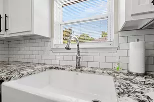 6031 McKnight St, Houston, TX 77035 - Photo 17