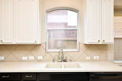 802 Hollyhock Drive, Stafford, TX 77477 - Photo 13