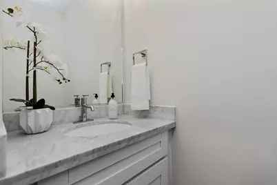 810 Herdsman Drive, Houston, TX 77079 - Photo 17