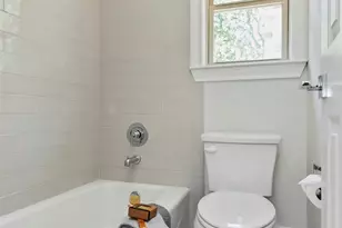 810 Herdsman Dr, Houston, TX 77079 - Photo 27