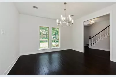 810 Herdsman Drive, Houston, TX 77079 - Photo 7