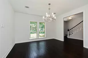 810 Herdsman Dr, Houston, TX 77079 - Photo 7