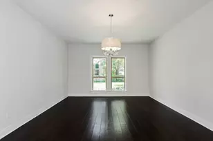 810 Herdsman Dr, Houston, TX 77079 - Photo 19