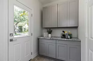 810 Herdsman Dr, Houston, TX 77079 - Photo 15