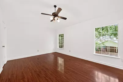 42 Rockridge Drive, The Woodlands, TX 77381 - Photo 17