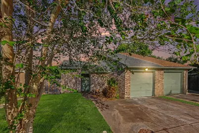 16428 Monte Carlo Lane, Houston, TX 77053 - Photo 23
