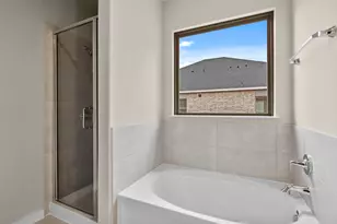 12331 Ridge Top Ct, Conroe, TX 77304 - Photo 17