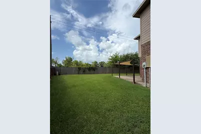 7034 Sun Creek Drive, Hitchcock, TX 77563 - Photo 33