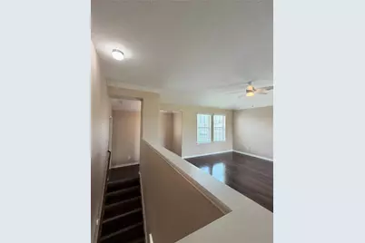7034 Sun Creek Drive, Hitchcock, TX 77563 - Photo 17