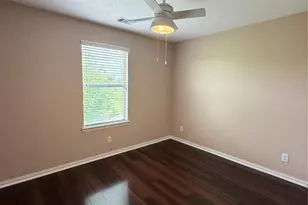 7034 Sun Creek Dr, Hitchcock, TX 77563 - Photo 29