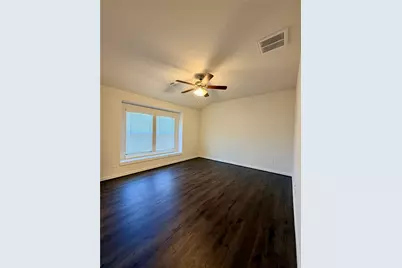 6807 Bardsdale Court, Rosharon, TX 77583 - Photo 11
