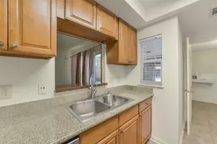 9662 Westview Dr, Houston, TX 77055 - Photo 13