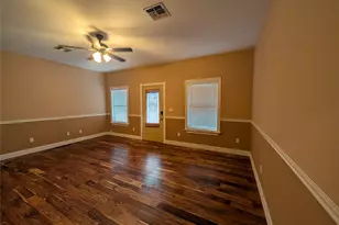 621 County Rd 356, Kenedy, TX 78119 - Photo 23