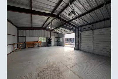 621 County Road 356, Kenedy, TX 78119 - Photo 5