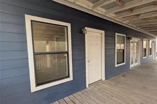 621 County Rd 356, Kenedy, TX 78119 - Photo 17