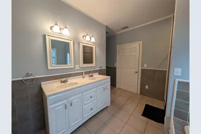 621 County Road 356, Kenedy, TX 78119 - Photo 37