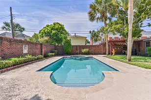 5023 Woodrow Ave, Galveston, TX 77551 - Photo 11