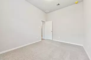 3018 King Oaks St, Baytown, TX 77251 - Photo 23