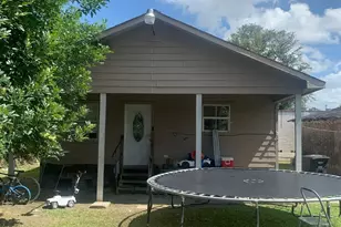 7311 Roswell St, Houston, TX 77022 - Photo 3