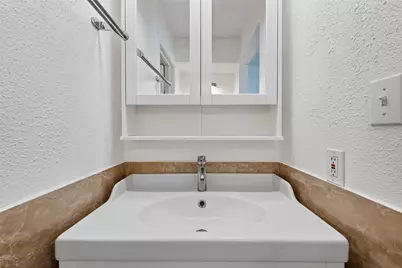 7575 Cambridge Street #1801, Houston, TX 77054 - Photo 33