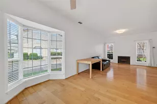 7575 Cambridge St, Houston, TX 77054 - Photo 13