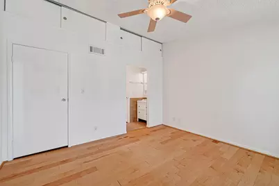 7575 Cambridge Street #1801, Houston, TX 77054 - Photo 25