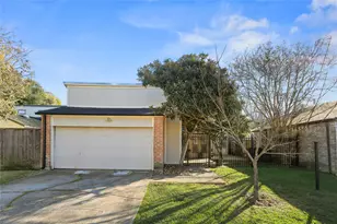 4123 Yupon Ridge Dr, Houston, TX 77072 - Photo 1