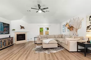7822 Bighorn St, Baytown, TX 77521 - Photo 5