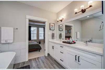 1221 W Tidwell Road, Houston, TX 77091 - Photo 17