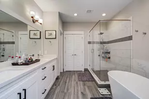 1221 W Tidwell Rd, Houston, TX 77091 - Photo 15