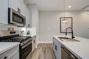 1221 W Tidwell Rd, Houston, TX 77091 - Photo 9