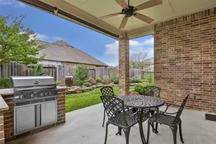 5827 Banfield Canyon Ln, Houston, TX 77365 - Photo 5