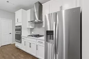4028 Starbright St, Houston, TX 77018 - Photo 5