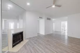 11201 Lynnbrook Dr, Houston, TX 77042 - Photo 1