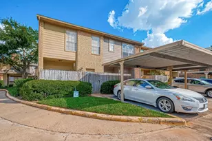 11201 Lynnbrook Dr, Houston, TX 77042 - Photo 21