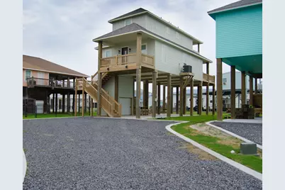 1998 Royalville Court, Crystal Beach, TX 77650 - Photo 43