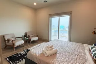 1998 Royalville Ct, Crystal Beach, TX 77650 - Photo 19