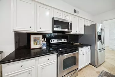 6710 Alejandro Place, Baytown, TX 77523 - Photo 29