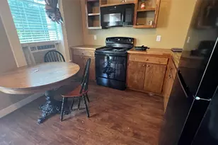 9500 Mayfield Ave, Shiro, TX 77876 - Photo 7
