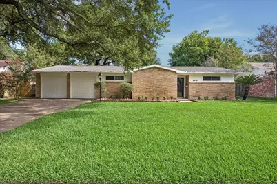 9618 Highmeadow Drive, Houston, TX 77063 - Photo 37