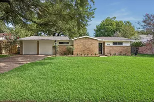9618 Highmeadow Dr, Houston, TX 77063 - Photo 37