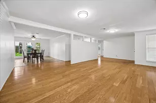 9618 Highmeadow Dr, Houston, TX 77063 - Photo 31