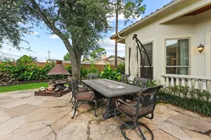 1119 River Glynn Dr, Houston, TX 77063 - Photo 39